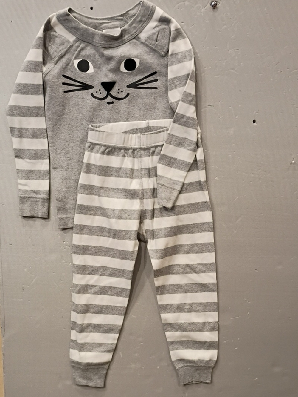 Hanna Andersson Gray & White Striped Cat Face with Ears Pajama Set Size 3